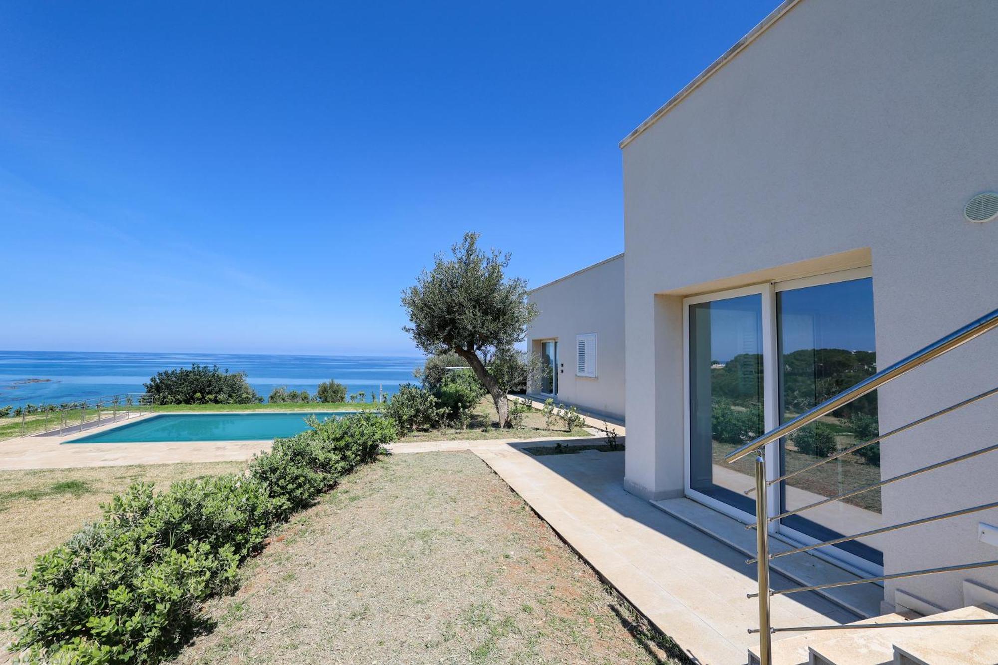 Aura Maris Beach Residence Mazzaforno Cefalu Bagian luar foto