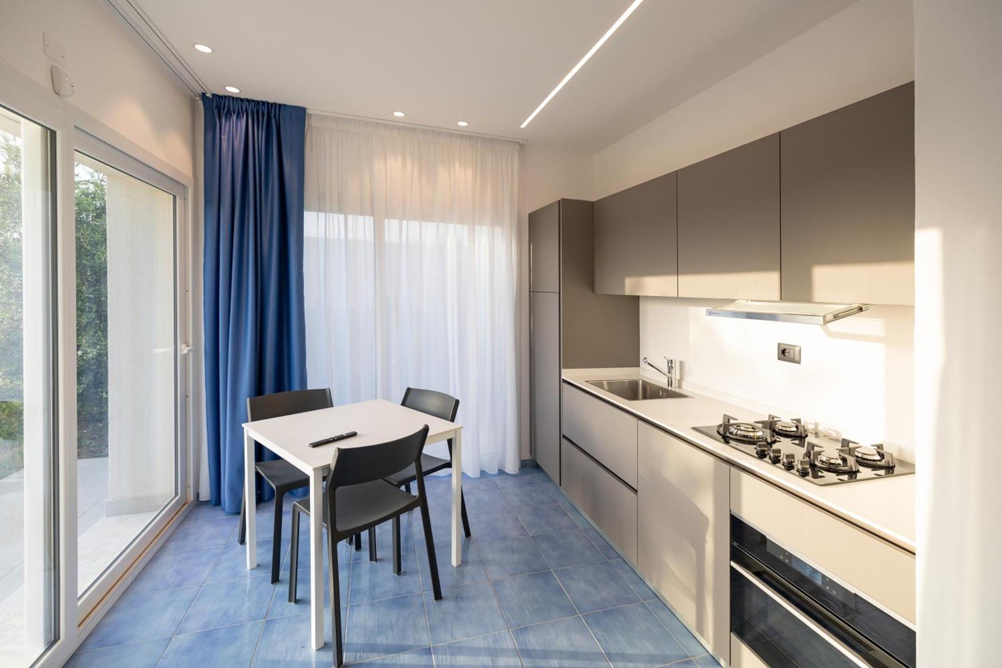 Aura Maris Beach Residence Mazzaforno Cefalu Bagian luar foto