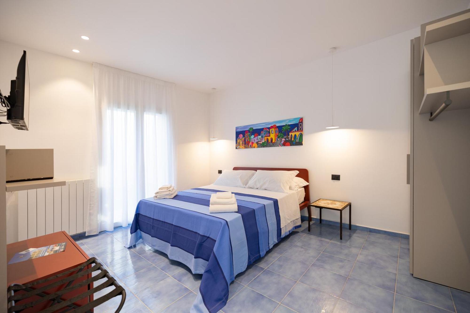 Aura Maris Beach Residence Mazzaforno Cefalu Bagian luar foto