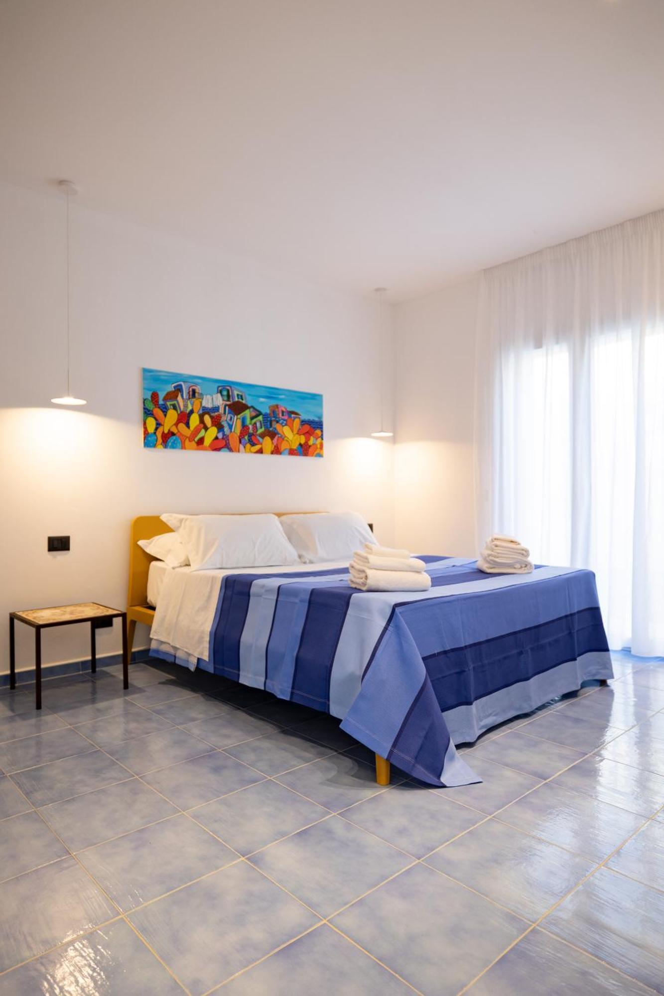 Aura Maris Beach Residence Mazzaforno Cefalu Bagian luar foto