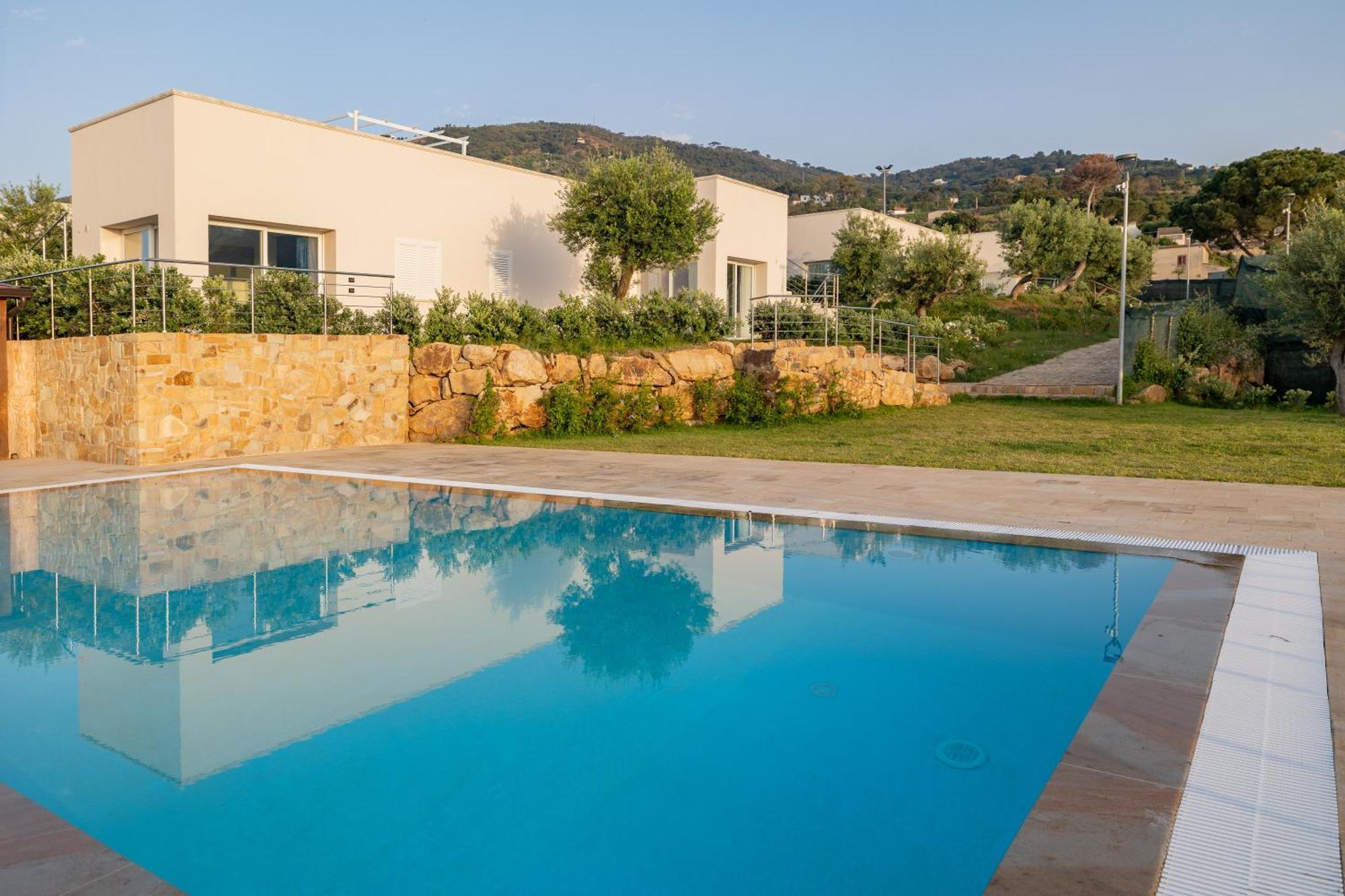 Aura Maris Beach Residence Mazzaforno Cefalu Bagian luar foto