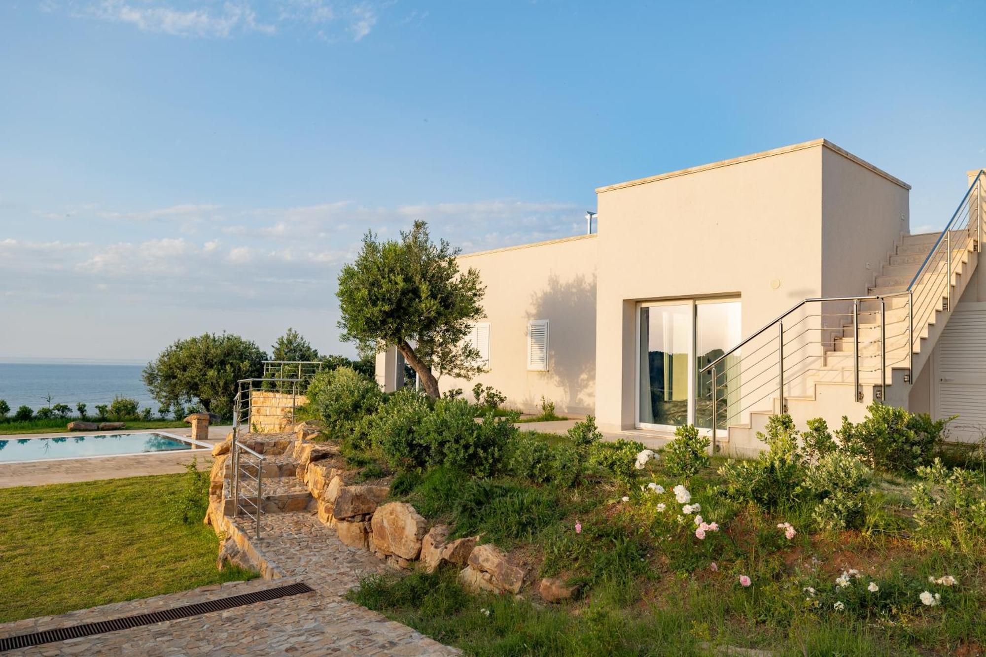 Aura Maris Beach Residence Mazzaforno Cefalu Bagian luar foto